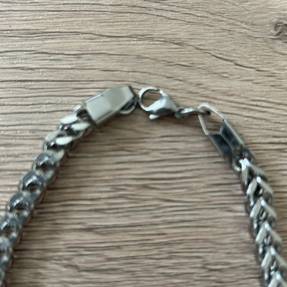 NWT Men’s Stainless Steel Franco Foxtail Chain Bracelet Silver V-Link
